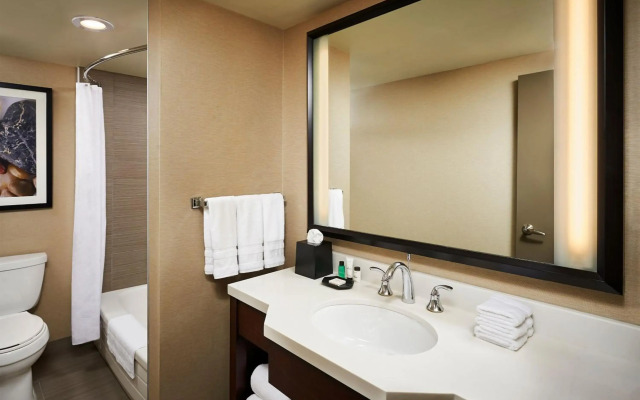 Sheraton Hamilton Hotel