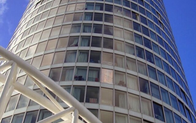 Rotunda - Amazing Skyline Suite