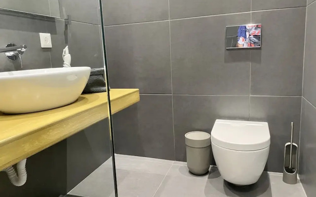 Agios Ioannis Luxurious Beachfront Apt