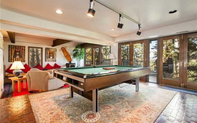 Black Bear Lodge - 5 Bedrooms Home