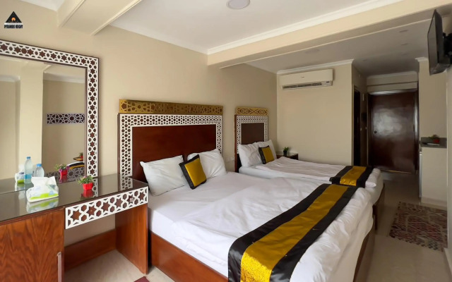 Pyramids Height Inn