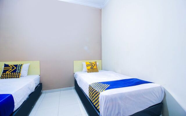 Spot On 2370 Berkah Homestay Syariah