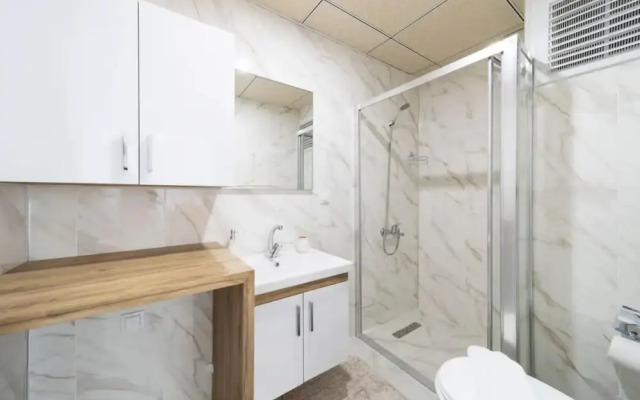 Central Flat Near Popular Attractions in Muratpasa