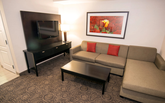 Holiday Inn Hotel & Suites Red Deer South by IHG