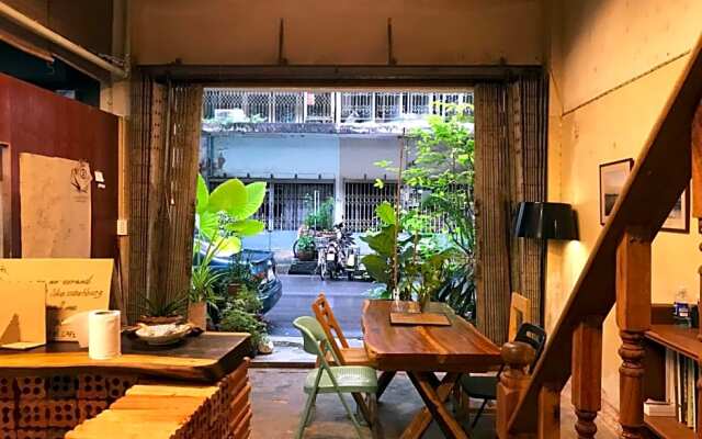 Boundary Hostel Cafe