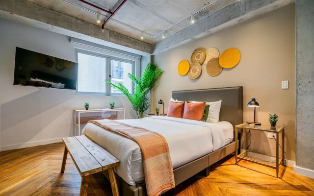 w Stylish 2BR in Plaza Herrera