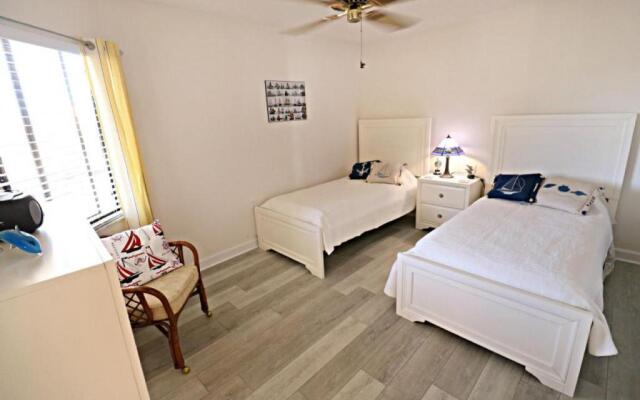 Ocean Village Club E31