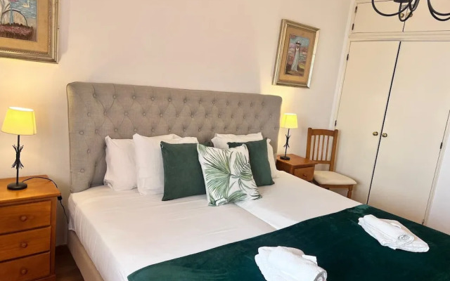 Praia DA Rocha Unique Design With Pool