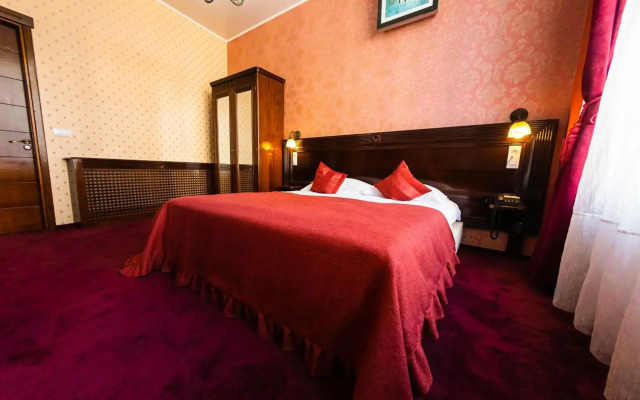 Hotel Daily Plaza