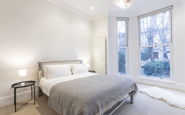 Chic 2BR apt in Kensington, Near Holland Park