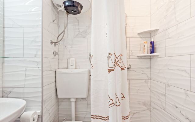 Cozy Holiday Home in Zadar With a Garden