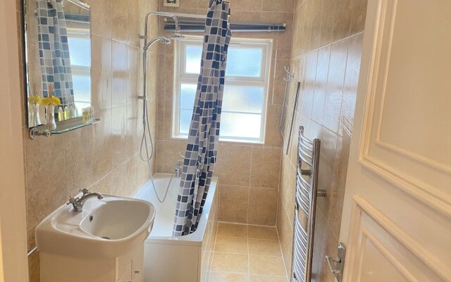 Beautiful Studio Apartment in Central London