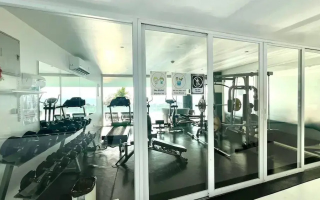 B12a Pool Access Partial Seaview 2brs 1bath Karon
