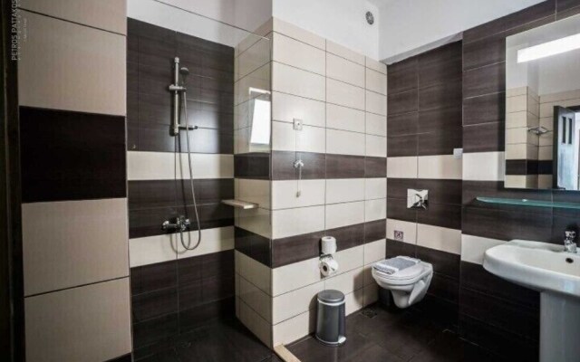 Akoition Hotel