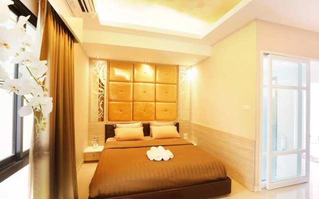 The Luxury Residence