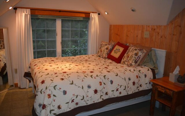 Copper Creek Inn at Mt Rainier