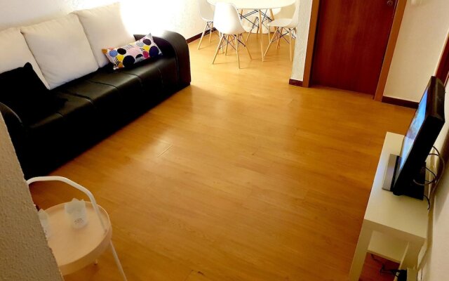 Apartment With 2 Bedrooms in Almada, With Furnished Terrace and Wifi -