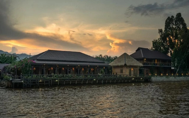 The Manor Lake Front Resort by Phyu Zin Group of Hotels