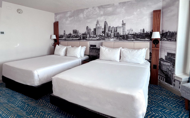 Fort Pontchartrain Detroit, a Wyndham Hotel