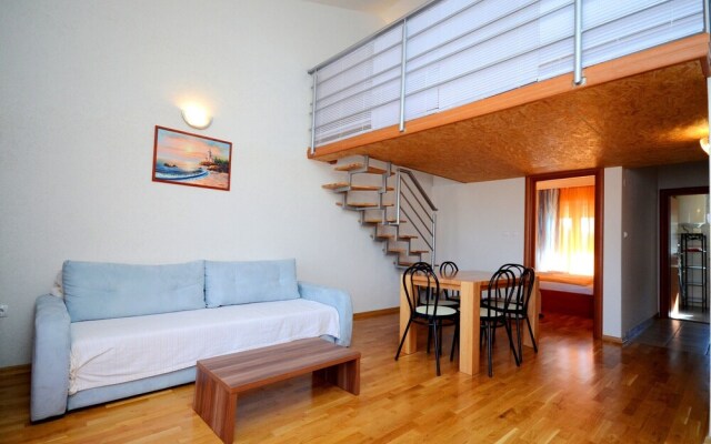 A7 - apt With 2 Balconies, 5 min Walking to Beach