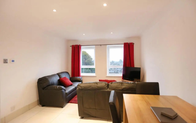 The South Maybury Residence