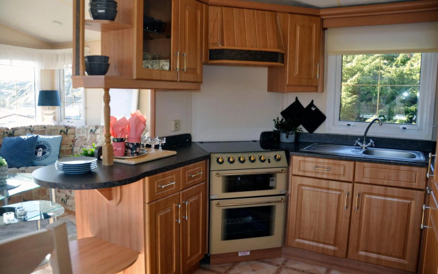 Saltviks Stugby & Camping