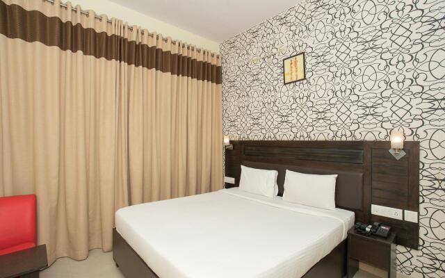 OYO 10378 Hotel Royal Embassy