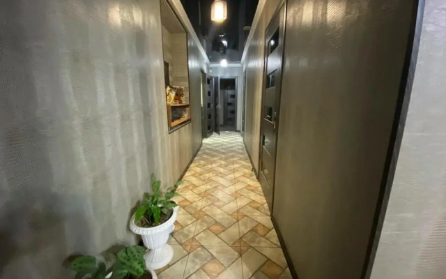 Dom Hostel