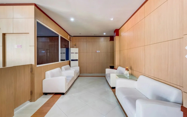 OYO Flagship Tembok Batu Residence