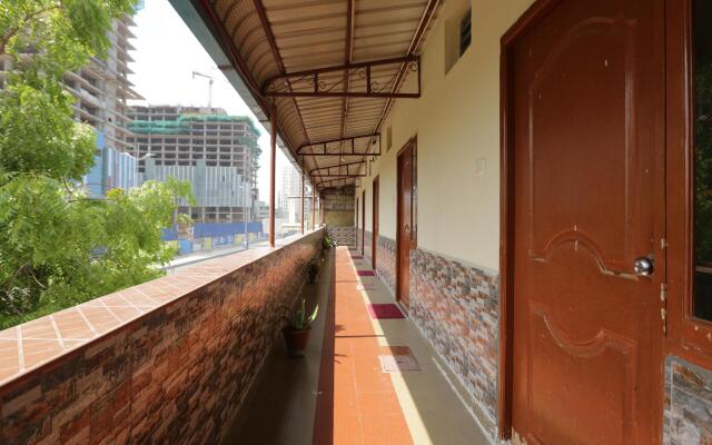 OYO 41227 Sri sai inn
