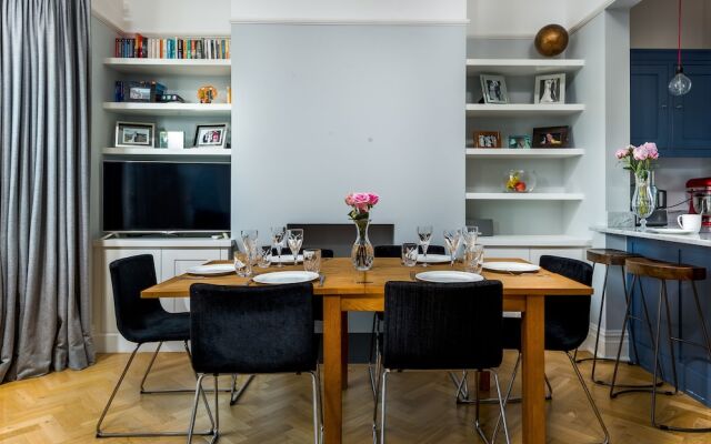 Blissful Battersea Home by Clapham Common