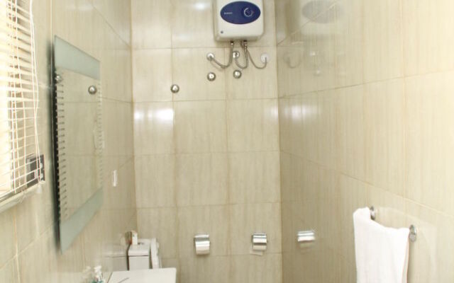 Bec Suites