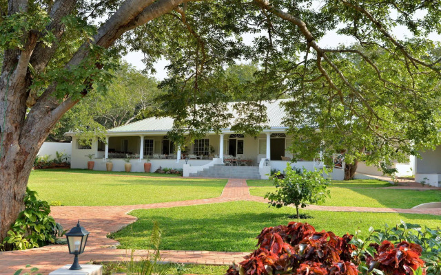 Batonka Guest Lodge
