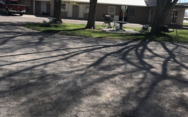 Deltan Inn Motel
