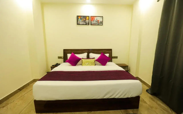Perfectstayz AIIMS near Aiims Hospital