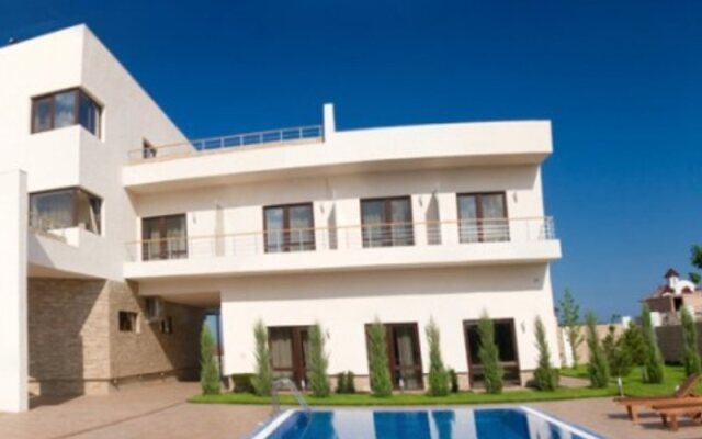 Kapri Hotel