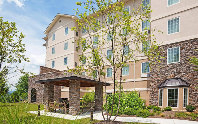 Staybridge Suites Oak Ridge by IHG