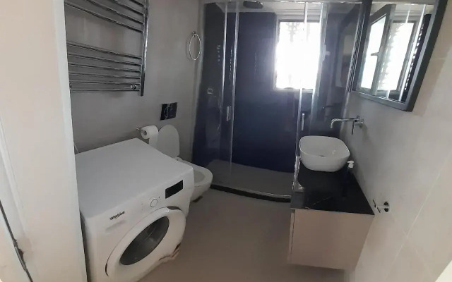 Glyfada Seabreeze Apartment