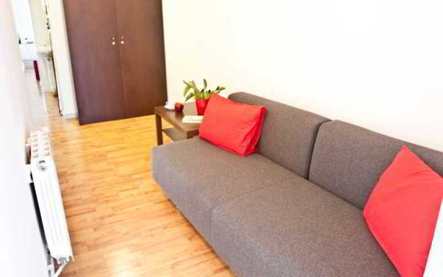 Bailen Apartment