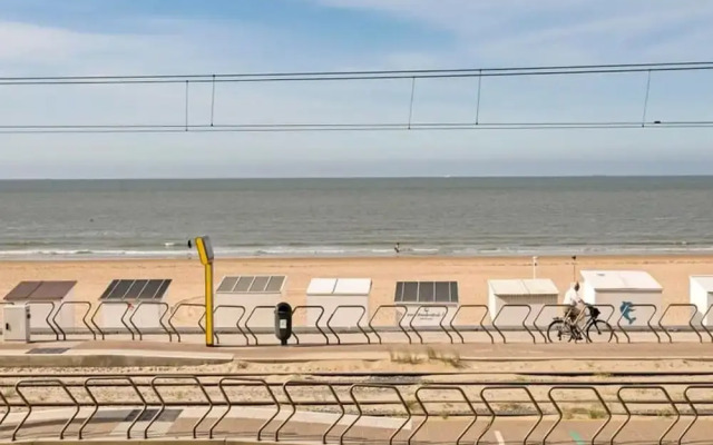 Cosy Apartment With Amazing Beach View