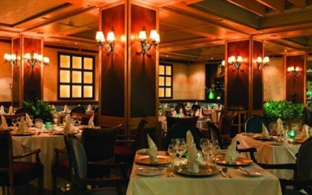 Raamtin Residence Hotel