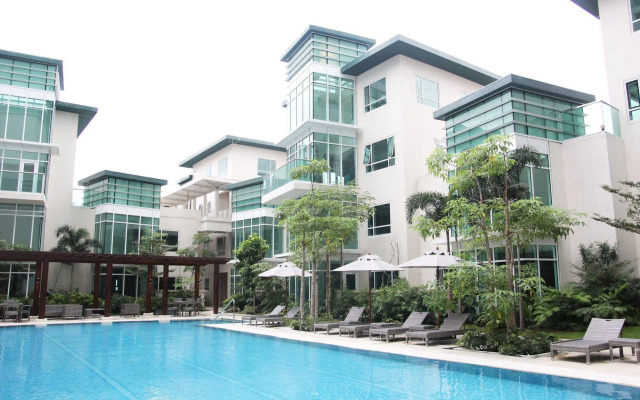 Aruga Apartments by Rockwell Makati