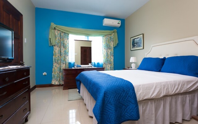 New Kingston Guest Apartment at Inglaterra III