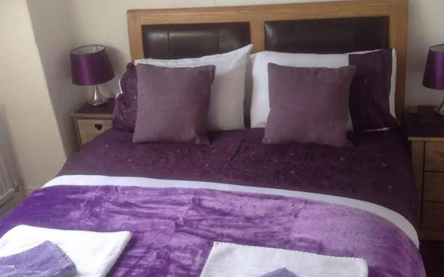 The Oakland Guest House