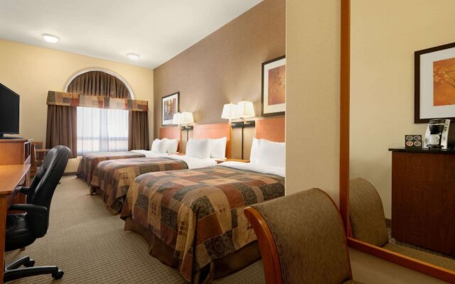 Ramada Drayton Valley