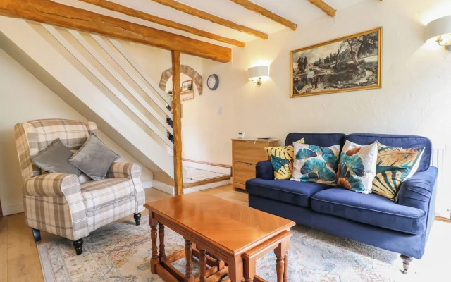 Periwinkle Cottage