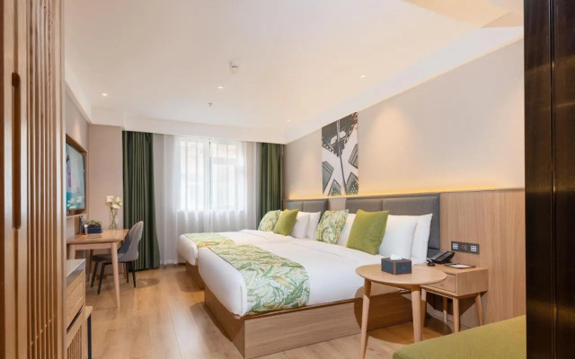 Ibis Chunxi