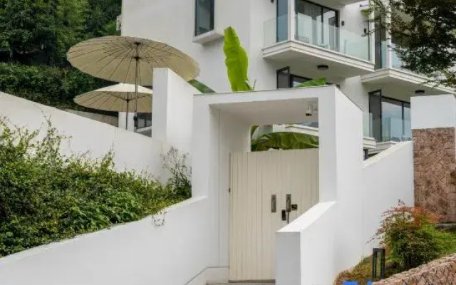 YUNXI Designer Hot Spring Homestay