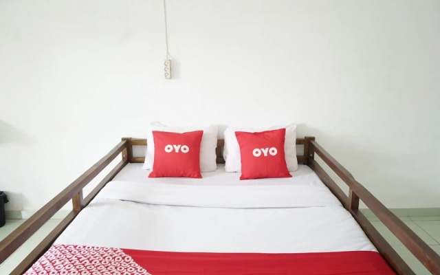 OYO 2048 Hotel Cahya Panorama