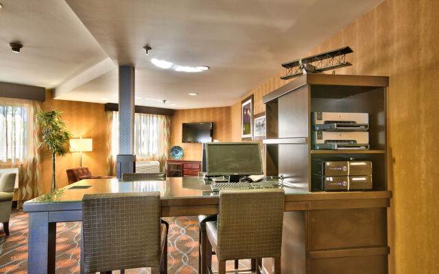 Comfort Inn University